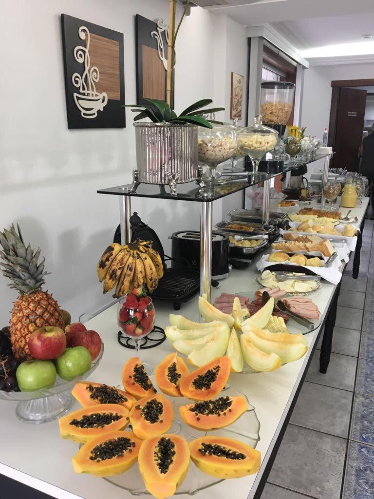 Hotel Caicara Bistro E Eventos Ltda Itaperuna Eksteriør billede